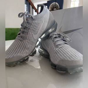 9W metallic silver vapor max-excellent condition